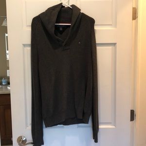 Men’s sweater Tommy Hilfiger, worn once.